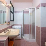 Ciumara East Hébergement de vacances *