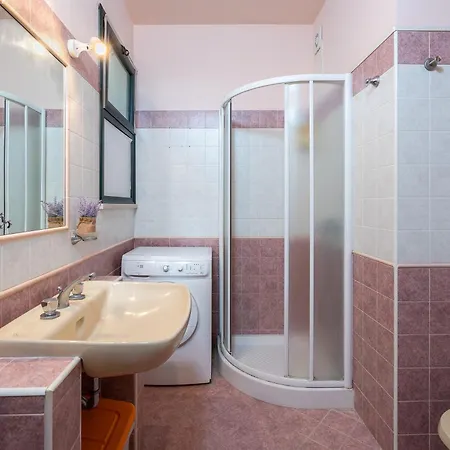 Ciumara East Holiday home *